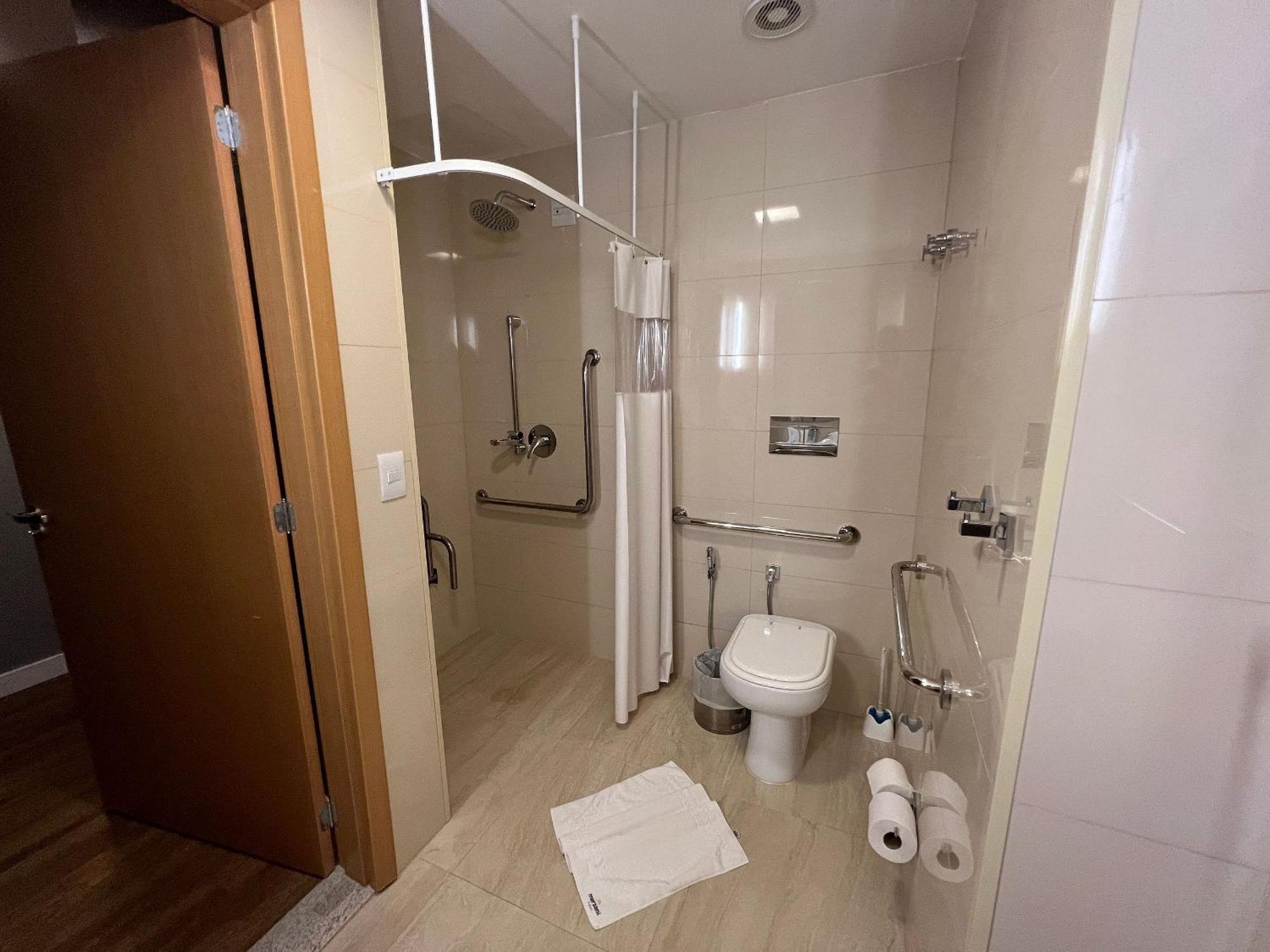 Quartos No Qs Marista Goiânia Esterno foto